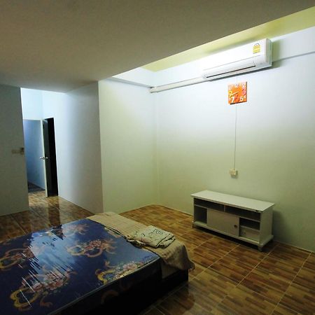 59Indy Guesthouse กรุงเทพมหานคร ภายนอก รูปภาพ