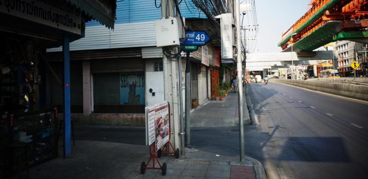 59Indy Guesthouse กรุงเทพมหานคร ภายนอก รูปภาพ