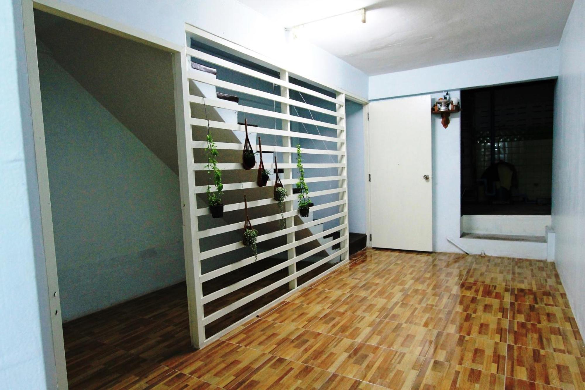 59Indy Guesthouse กรุงเทพมหานคร ภายนอก รูปภาพ